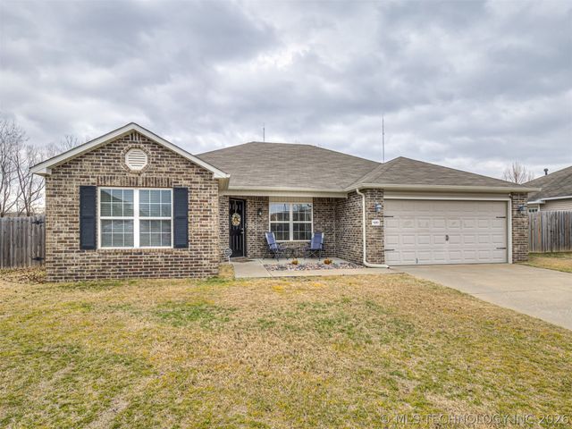 9283 S 255th East Avenue, Broken Arrow, OK 74014