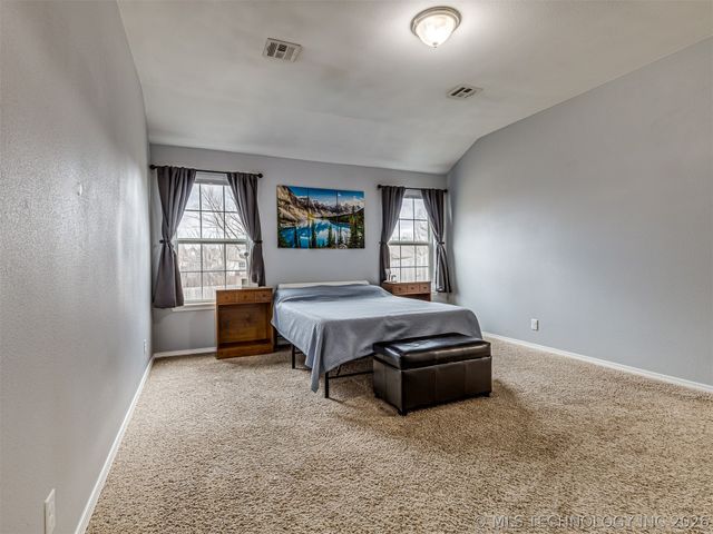 9283 S 255th East Avenue, Broken Arrow, OK 74014