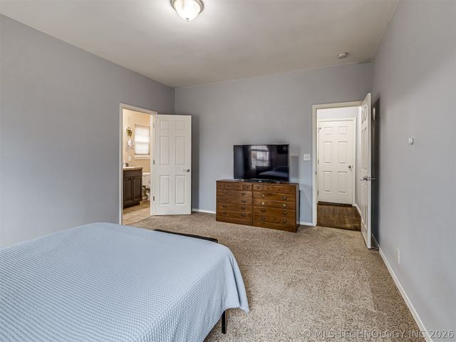 9283 S 255th East Avenue, Broken Arrow, OK 74014