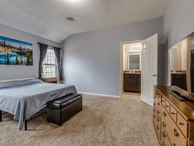 9283 S 255th East Avenue, Broken Arrow, OK 74014