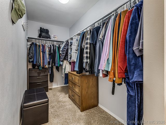 9283 S 255th East Avenue, Broken Arrow, OK 74014