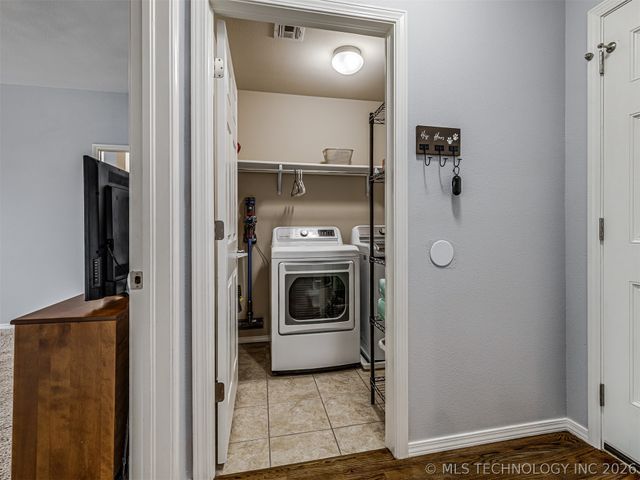 9283 S 255th East Avenue, Broken Arrow, OK 74014