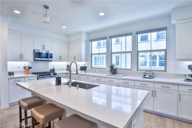 224 Babson Court, Claremont, CA 91711