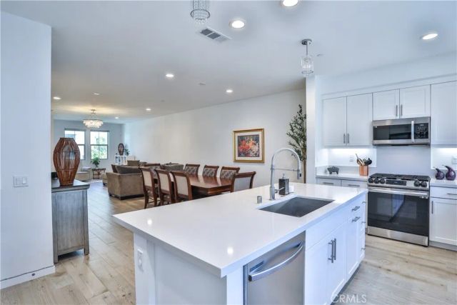 224 Babson Court, Claremont, CA 91711