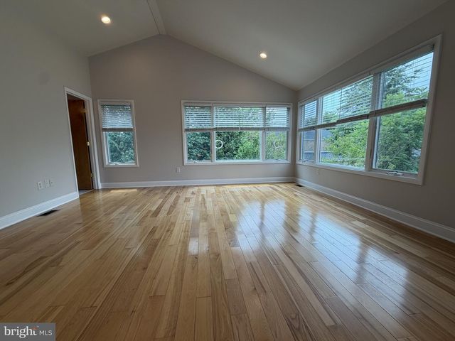 126 MEDIAN DR, Wilmington, DE 19803