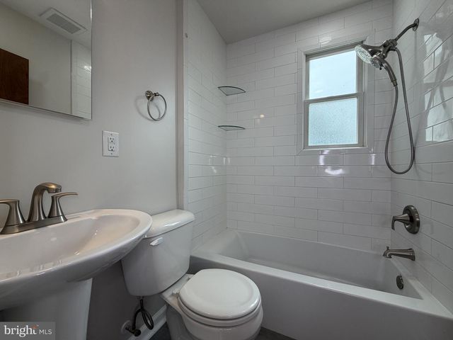 126 MEDIAN DR, Wilmington, DE 19803