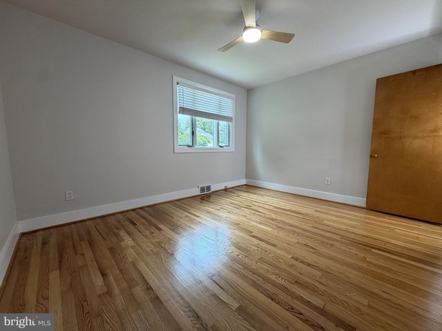 126 MEDIAN DR, Wilmington, DE 19803