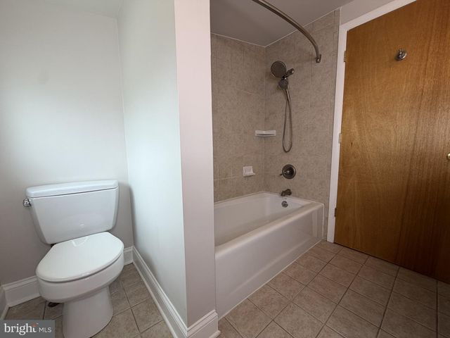 126 MEDIAN DR, Wilmington, DE 19803