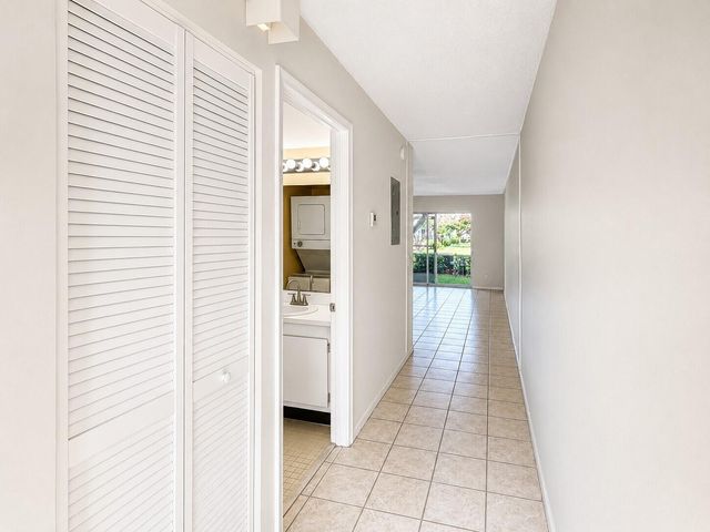 1400 SW 124TH Terrace 105Q, Pembroke Pines, FL 33027