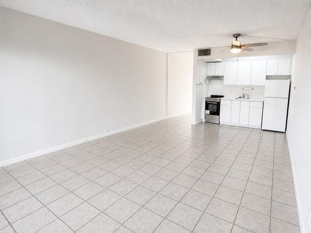 1400 SW 124TH Terrace 105Q, Pembroke Pines, FL 33027