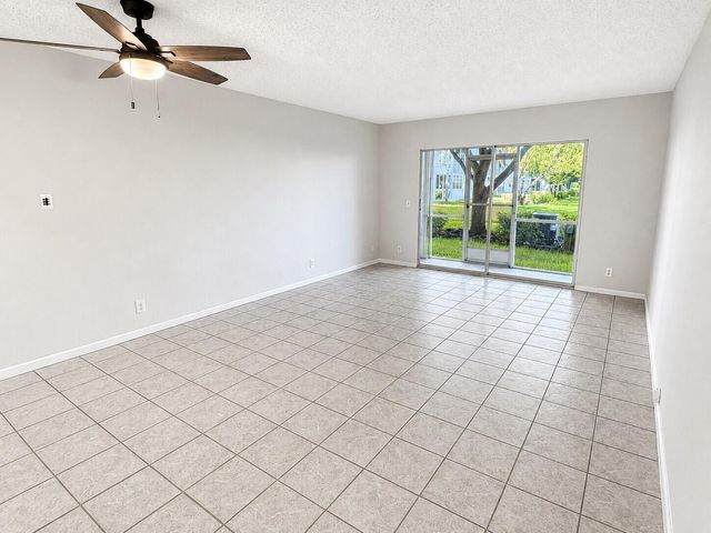 1400 SW 124TH Terrace 105Q, Pembroke Pines, FL 33027