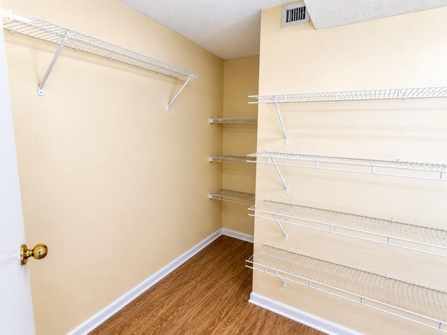 1400 SW 124TH Terrace 105Q, Pembroke Pines, FL 33027