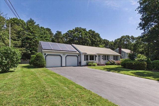 23 Joe Jay Ln, Sandwich, MA 02563