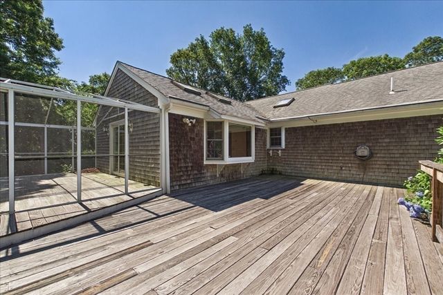 23 Joe Jay Ln, Sandwich, MA 02563