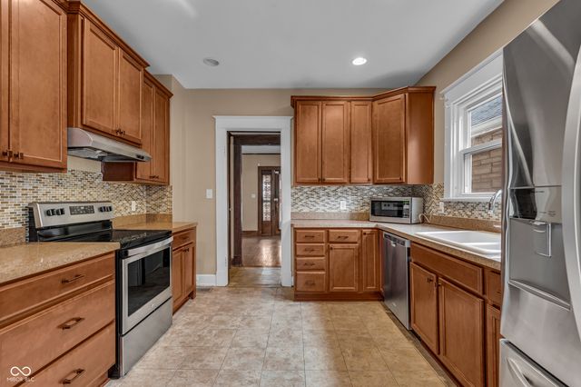 4260 Sunset Avenue, Indianapolis, IN 46208