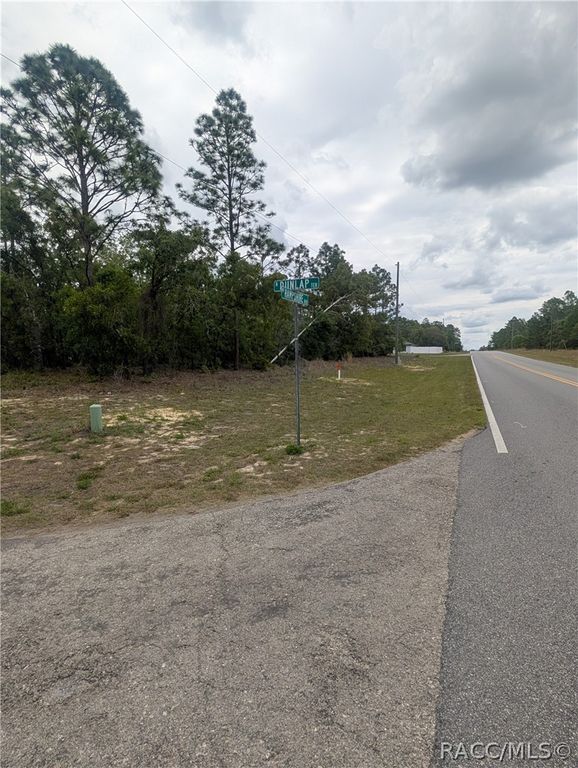 6443 N Dunlap Terrace, Citrus Springs, FL 34433