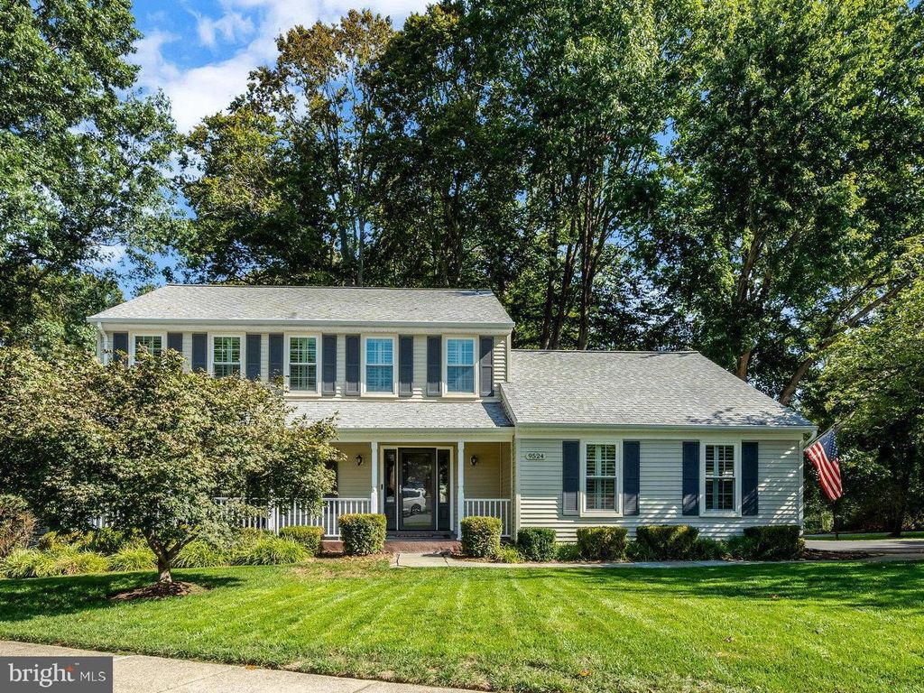 9524 OAK STREAM CT, Fairfax Station, VA 22039