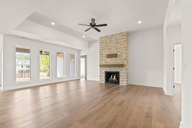 105 CRUDEN BAY DR, Columbia, MO 65201