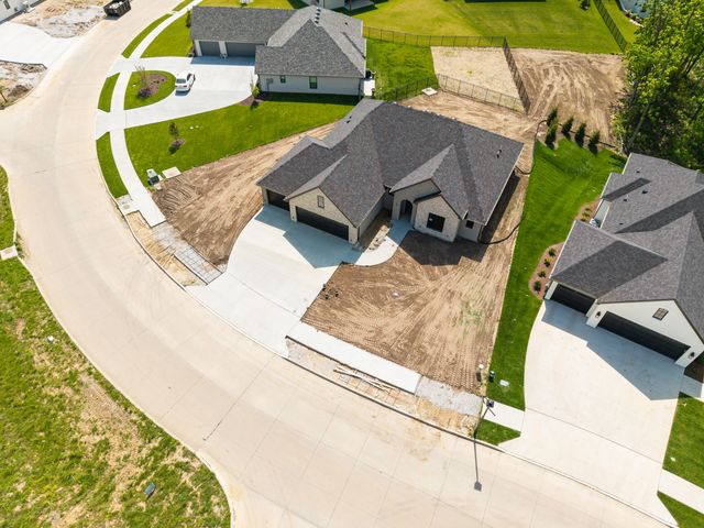 105 CRUDEN BAY DR, Columbia, MO 65201
