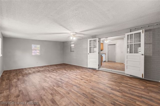 1102 N Street, Barling, AR 72923