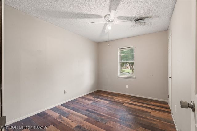 1102 N Street, Barling, AR 72923