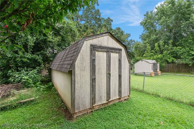 1102 N Street, Barling, AR 72923