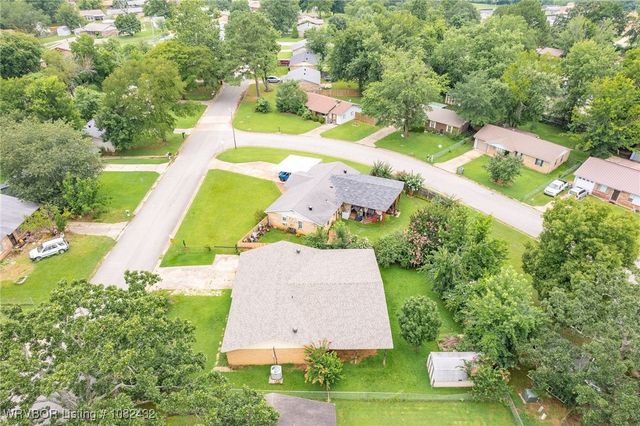1102 N Street, Barling, AR 72923