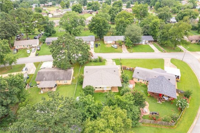 1102 N Street, Barling, AR 72923