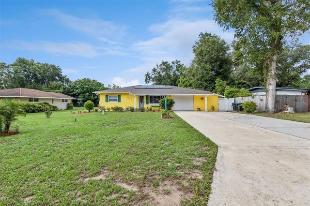 6832 OSWEGO DRIVE, Mount Dora, FL 32757