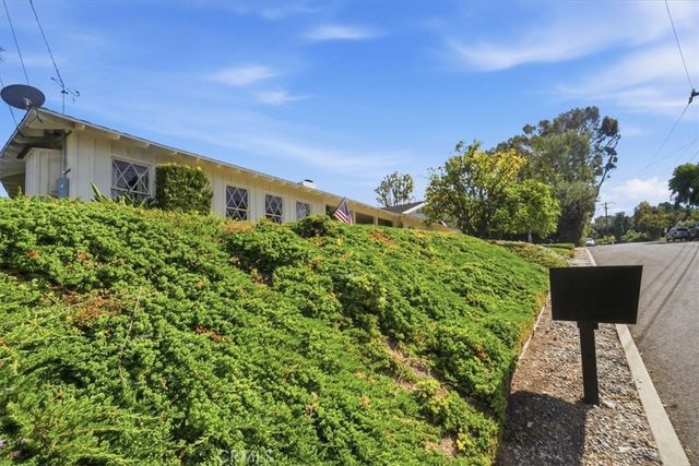 41 Hitching Post, Palos Verdes Peninsula, CA 90274