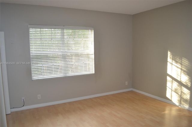 1935 Madeira Dr 1935, Weston, FL 33327