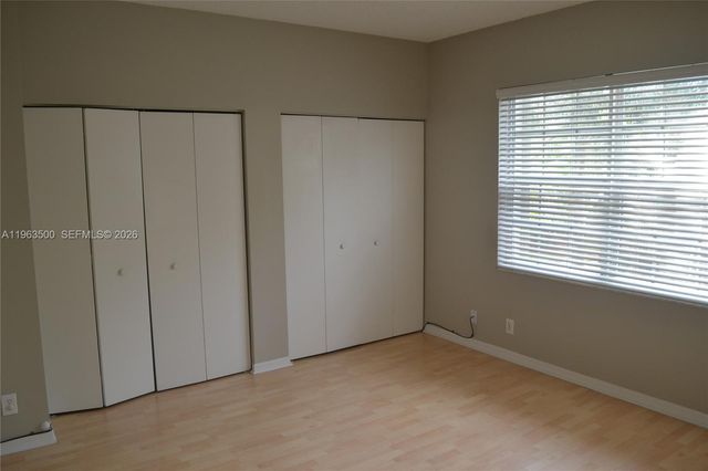 1935 Madeira Dr 1935, Weston, FL 33327