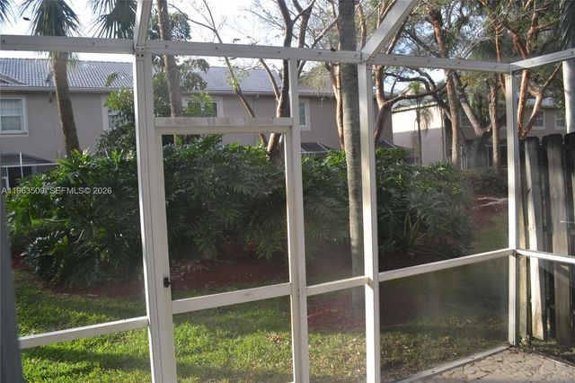 1935 Madeira Dr 1935, Weston, FL 33327