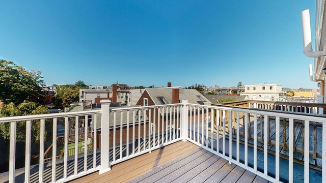115 L St 1, Boston, MA 02127