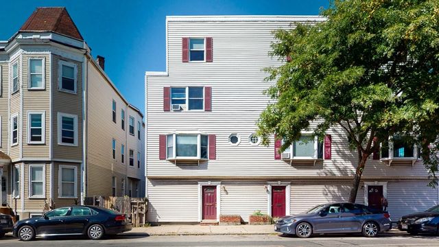 115 L St 1, Boston, MA 02127