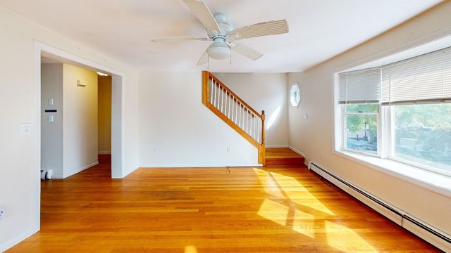 115 L St 1, Boston, MA 02127