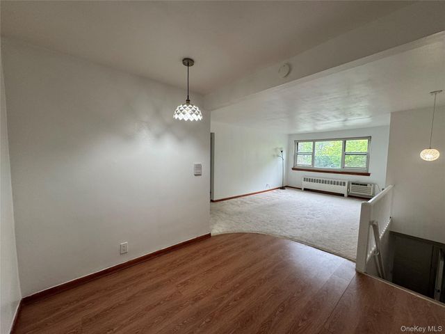 67-77 152nd Street 184B, Flushing, NY 11367