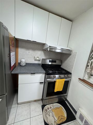 67-77 152nd Street 184B, Flushing, NY 11367