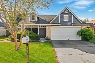 12727 Ashford Knoll Drive, Houston, TX 77082