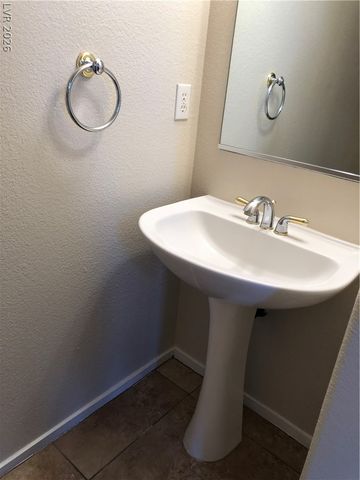 9724 Sandmist Avenue, Las Vegas, NV 89134