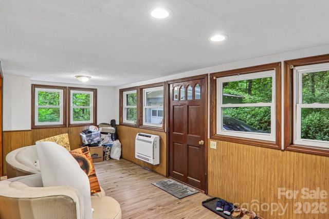 677 Mount Olivet Road, Zirconia, NC 28790