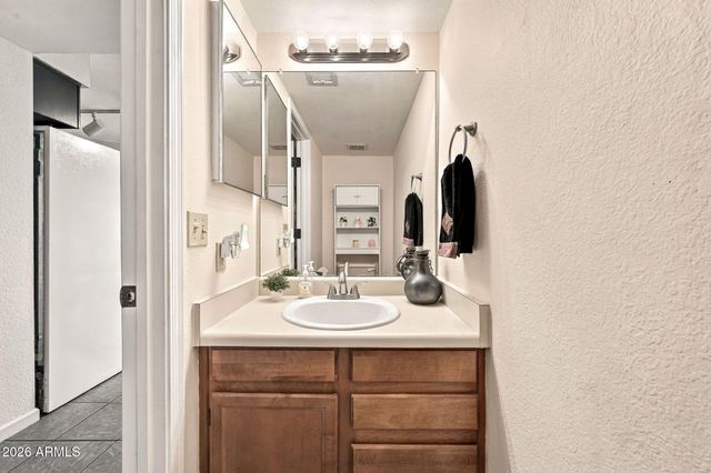 921 W UNIVERSITY Drive 1083, Mesa, AZ 85201