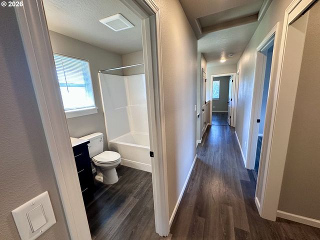 243 LACASA St, Eugene, OR 97402