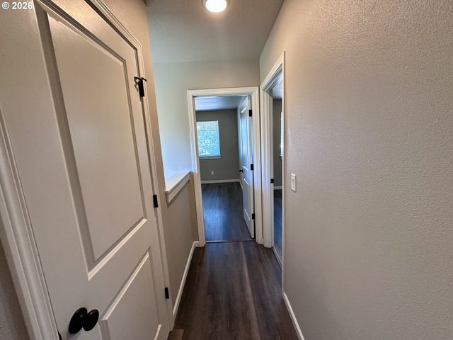 243 LACASA St, Eugene, OR 97402