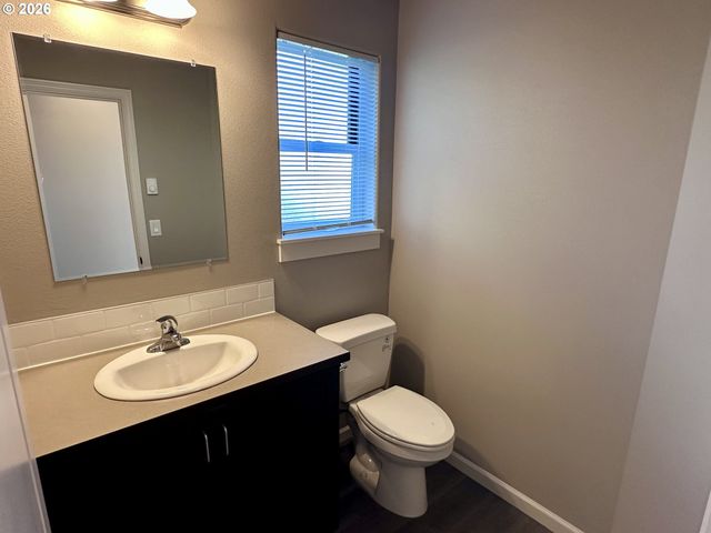 243 LACASA St, Eugene, OR 97402