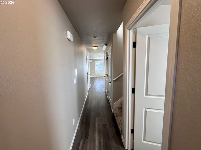 243 LACASA St, Eugene, OR 97402