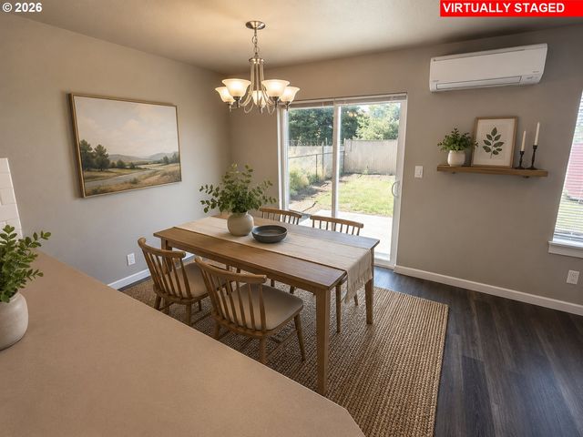 243 LACASA St, Eugene, OR 97402