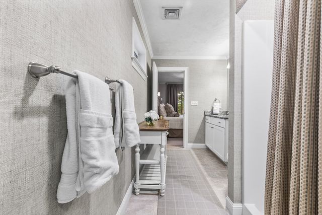 10 Charles View Lane, Medway, MA 02053