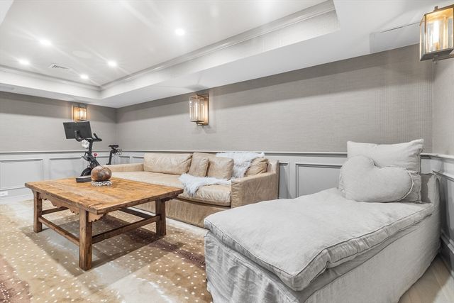 10 Charles View Lane, Medway, MA 02053
