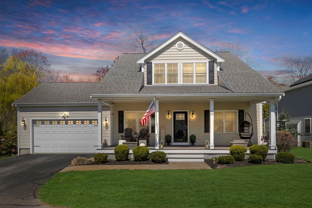 10 Charles View Lane, Medway, MA 02053